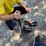 Ban Dung Ta (Quan 1, TpHCM) da mua Baton Hummer Chinh Hang mau den Army co chuoi pha kinh