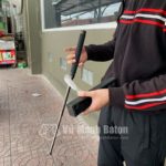 Ban Minh Anh o TpHCM da mua 2 cay baton ASP mau den Army (8)