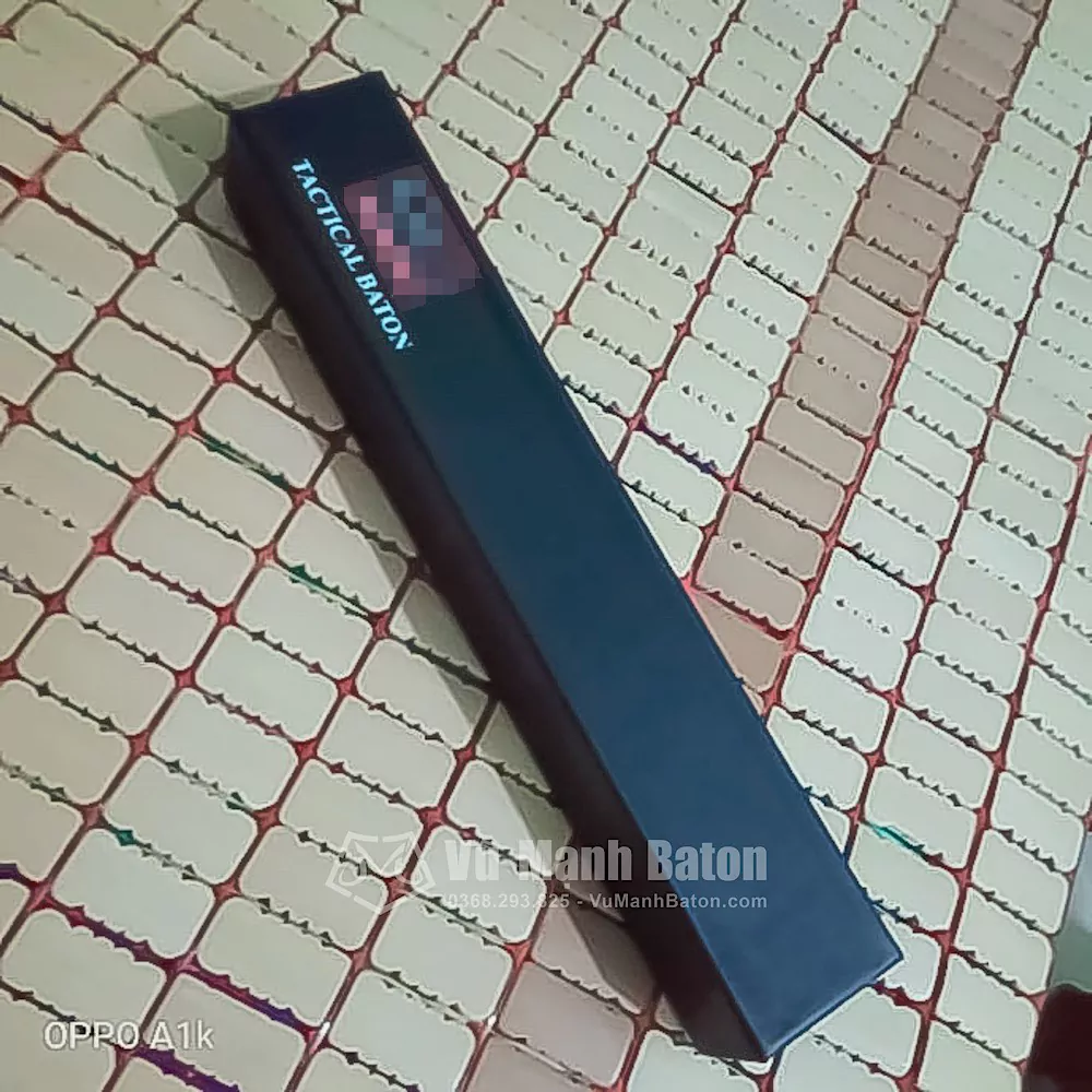 Ban Ly Kim Q (Chau Thanh, Tra Vinh) da mua baton ASP mau den Army (1)